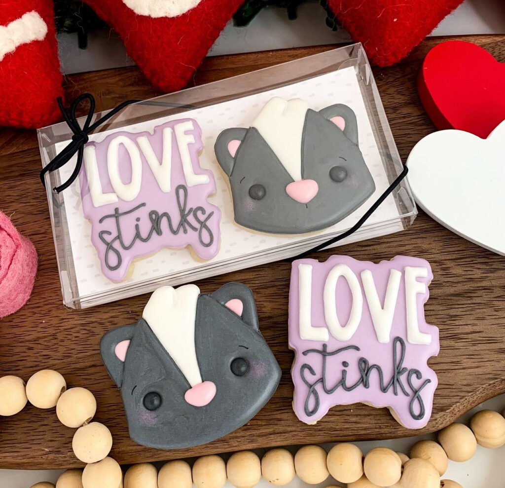 @sugarcravings used FB46 for this fun cookie set